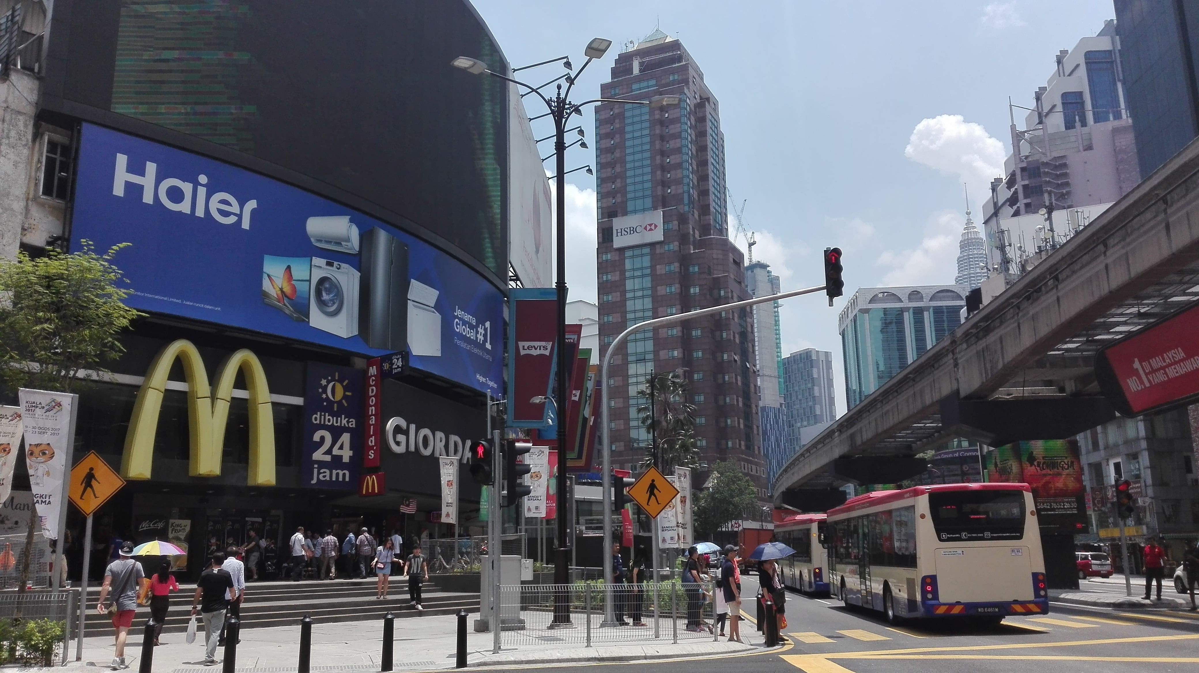 Cost of Living and Relocation in Malaysia